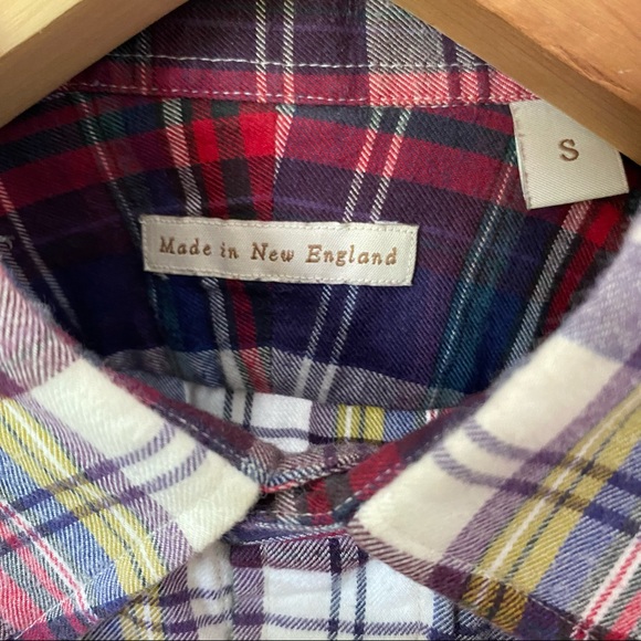 Button down shirt causal plaid small - Picture 9 of 9